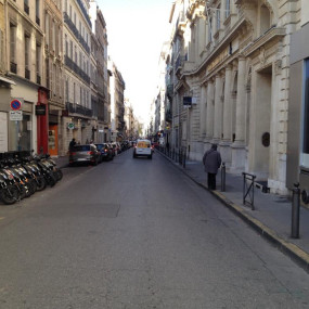 Rue Paradis des voitures, enfer des piétons - Collectif Vélos en Ville
