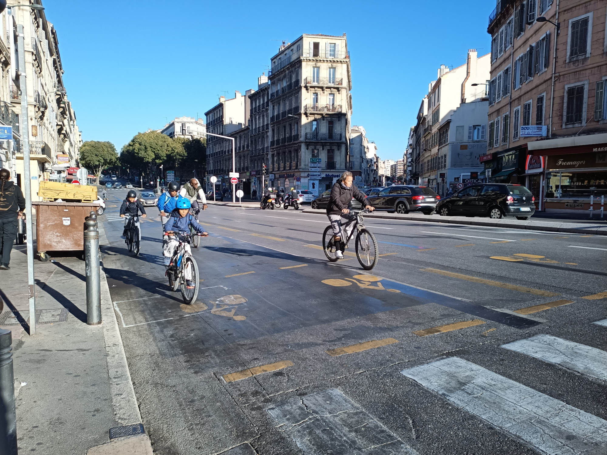Tribune pour de nouveaux aménagements cyclables - Aménagement cyclable - Collectif Vélos En Ville
